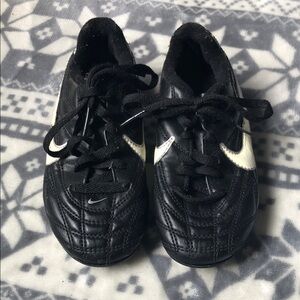 Nike Black and White Kids Soccer Cleats